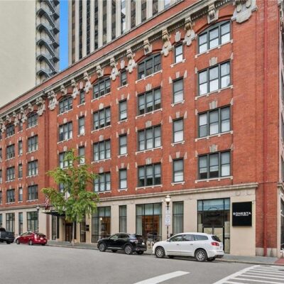 sonesta inner harbor exterior